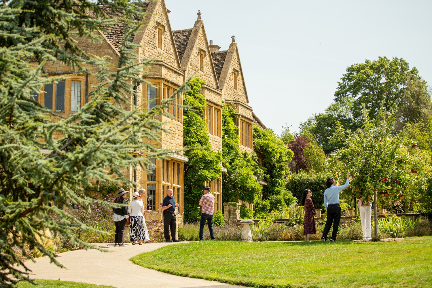 Garden Tour & Lunch